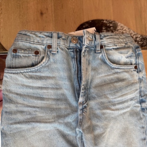 NWT Zara High Waist Straight Ankle Jeans in Light Blue Wash - Size 2 - Picture 2 of 9